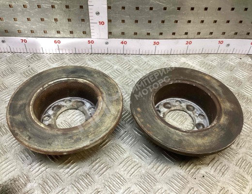 Диск тормозной задний Audi A6 C5 (4B) 1997-2001  Audi A6 A6 C5 (4B) 1997-2001