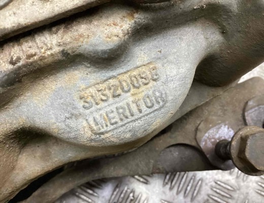 Суппорт передний правый Mercedes Vario (W670) 1996-2013  Mercedes Vario Vario (W670) 1996-2013