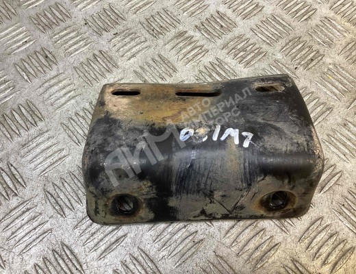Кронштейн крепления бампера переднего Mercedes Vario (W670) 1996-2013  Mercedes Vario Vario (W670) 1996-2013