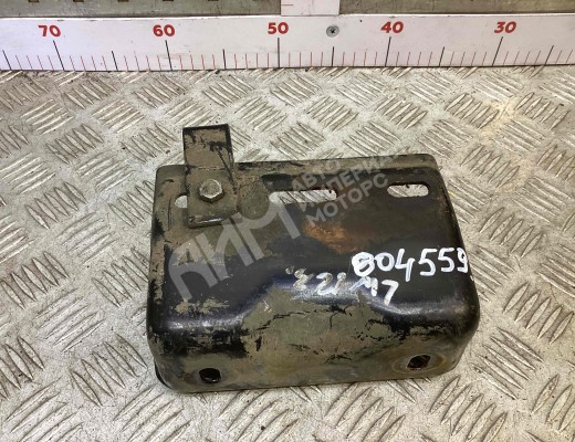 Кронштейн крепления бампера переднего Mercedes Vario (W670) 1996-2013  Mercedes Vario Vario (W670) 1996-2013