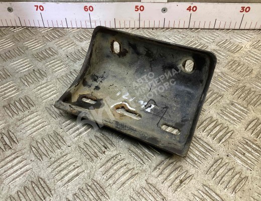 Кронштейн крепления бампера переднего Mercedes Vario (W670) 1996-2013  Mercedes Vario Vario (W670) 1996-2013