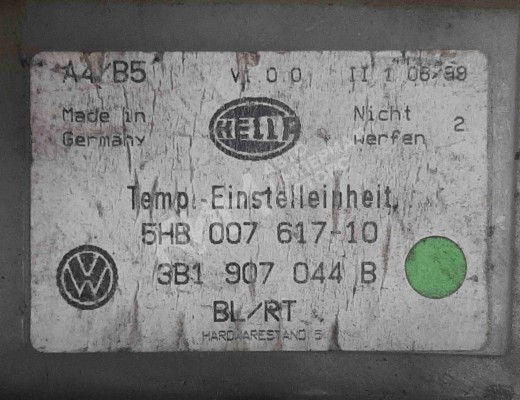 Блок управления печки/климат-контроля Volkswagen Passat B5 (3B) 1996-2000  Volkswagen Passat Passat B5 (3B) 1996-2000