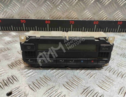 Блок управления печки/климат-контроля Volkswagen Passat B5 (3B) 1996-2000  Volkswagen Passat Passat B5 (3B) 1996-2000