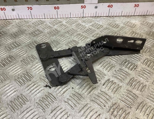 Петля капота левая Mercedes Vario (W670) 1996-2013  Mercedes Vario Vario (W670) 1996-2013