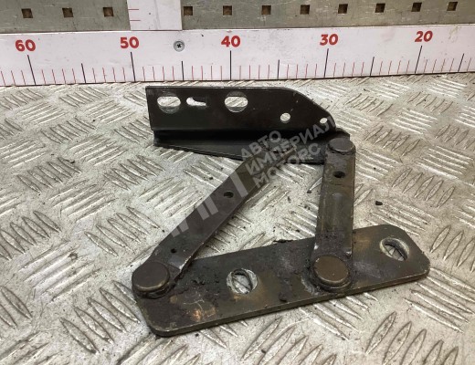 Петля капота правая Mercedes Vario (W670) 1996-2013  Mercedes Vario Vario (W670) 1996-2013