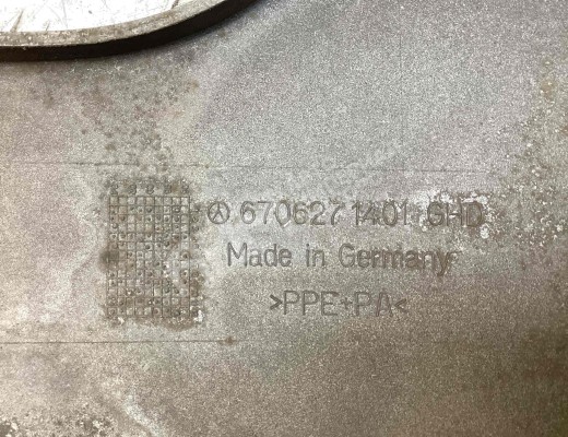 Решетка радиатора Mercedes Vario (W670) 1996-2013  Mercedes Vario Vario (W670) 1996-2013