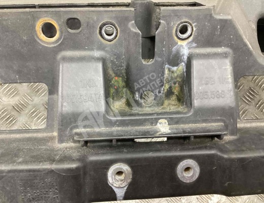 Передняя панель крепления облицовки (телевизор) Volkswagen Golf V (1K) 2004-2009  Volkswagen Golf Golf V (1K) 2004-2009