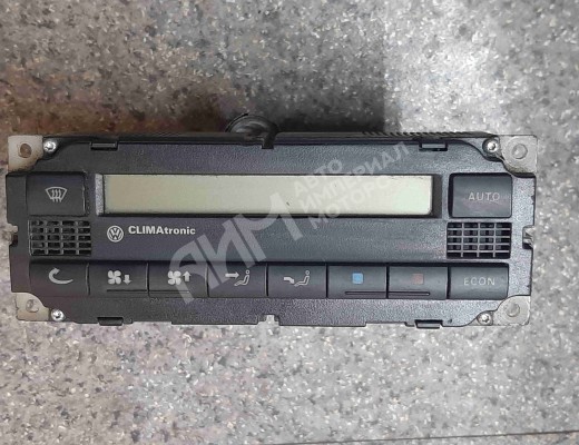 Блок управления печки/климат-контроля Volkswagen Passat B5 (3B) 1996-2000  Volkswagen Passat Passat B5 (3B) 1996-2000