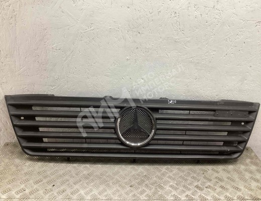 Решетка радиатора Mercedes Vario (W670) 1996-2013  Mercedes Vario Vario (W670) 1996-2013