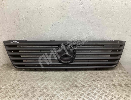 Решетка радиатора Mercedes Vario (W670) 1996-2013  Mercedes Vario Vario (W670) 1996-2013