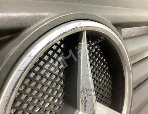 Решетка радиатора Mercedes Vario (W670) 1996-2013  Mercedes Vario Vario (W670) 1996-2013