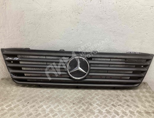 Решетка радиатора Mercedes Vario (W670) 1996-2013  Mercedes Vario Vario (W670) 1996-2013
