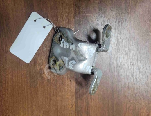 Петля двери задней левой Hyundai Terracan (HP) 2001-2007  Hyundai Terracan Terracan (HP) 2001-2007