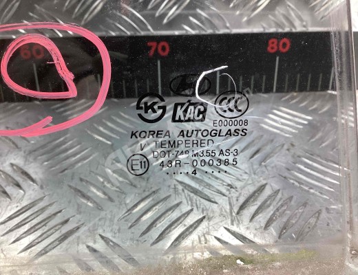 Форточка задняя левая Hyundai Terracan (HP) 2001-2007  Hyundai Terracan Terracan (HP) 2001-2007