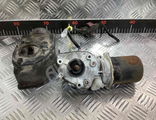 Моторчик передних стеклоочистителей (дворников) Renault Kerax 1997-2013  Renault Kerax Kerax 1997-2013