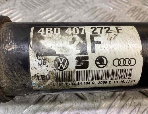 Полуось передняя левая (приводной вал, ШРУС) Audi A6 C5 (4B) 2001-2004 рестайлинг  Audi A6 A6 C5 (4B) 2001-2004 рестайлинг