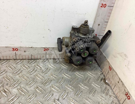 Клапан защитный 4-х контурный Mercedes Vario (W670) 1996-2013  Mercedes Vario Vario (W670) 1996-2013