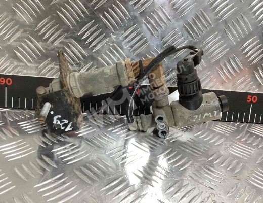 Клапан электромагнитный Mercedes Vario (W670) 1996-2013  Mercedes Vario Vario (W670) 1996-2013