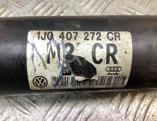 Полуось передняя правая (приводной вал, ШРУС) Volkswagen Golf IV (1J) 1997-2004  Volkswagen Golf Golf IV (1J) 1997-2004