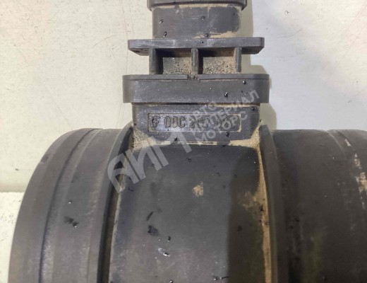 Расходомер воздуха Iveco Daily IV 2006-2011  Iveco Daily Daily IV 2006-2011