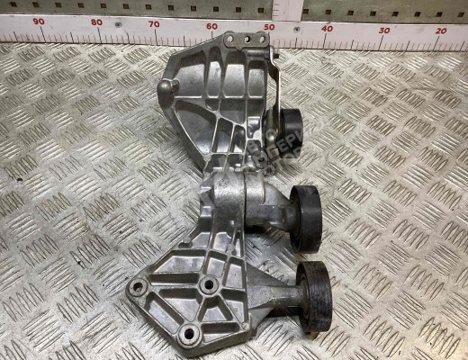 Кронштейн генератора Mercedes A (W168) 1997-2004  Mercedes A A (W168) 1997-2004