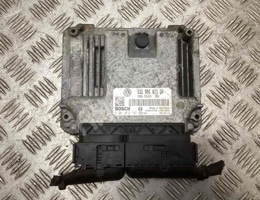 Блок управления двигателем Volkswagen Passat B6 (3C) 2005-2010  Volkswagen Passat Passat B6 (3C) 2005-2010