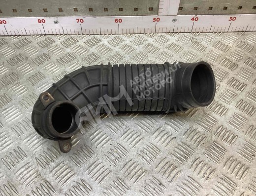 Патрубок турбины Audi A4 B7 (8EC, 8ED) 2004-2008  Audi A4 A4 B7 (8EC, 8ED) 2004-2008