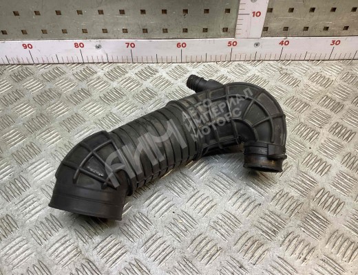 Патрубок турбины Audi A4 B7 (8EC, 8ED) 2004-2008  Audi A4 A4 B7 (8EC, 8ED) 2004-2008