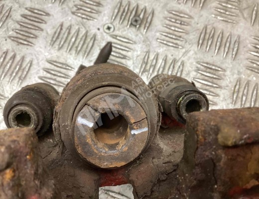 Суппорт задний левый Chrysler Sebring I (FJ) 1995-2000  Chrysler Sebring Sebring I (FJ) 1995-2000