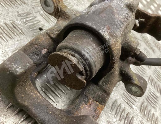 Суппорт задний правый Volkswagen Touran I (1T) 2010-2015 2-й рестайлинг  Volkswagen Touran Touran I (1T) 2010-2015 2-й рестайлинг