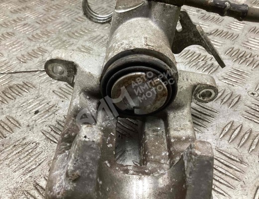 Суппорт задний левый Volkswagen Passat B5+ (3B) 2000-2005 рестайлинг  Volkswagen Passat Passat B5+ (3B) 2000-2005 рестайлинг