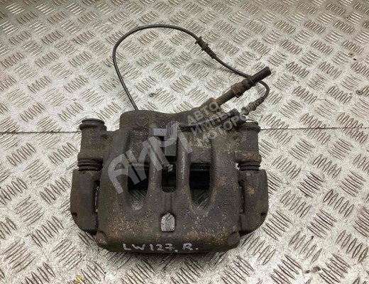 Суппорт передний правый Mercedes Sprinter II (W906) 2013-2018 рестайлинг  Mercedes Sprinter Sprinter II (W906) 2013-2018 рестайлинг