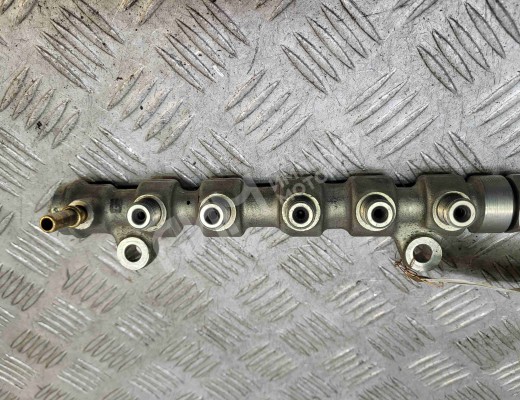 Топливная рампа Renault Espace IV 2002-2006  Renault Espace Espace IV 2002-2006