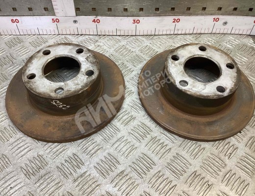 Диск тормозной задний Volkswagen Passat B5 (3B) 1996-2000  Volkswagen Passat Passat B5 (3B) 1996-2000
