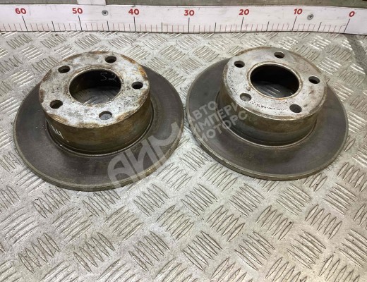 Диск тормозной задний Volkswagen Passat B5+ (3B) 2000-2005 рестайлинг  Volkswagen Passat Passat B5+ (3B) 2000-2005 рестайлинг