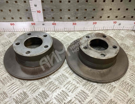 Диск тормозной задний Volkswagen Passat B5+ (3B) 2000-2005 рестайлинг  Volkswagen Passat Passat B5+ (3B) 2000-2005 рестайлинг