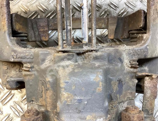 Суппорт передний правый Renault Midlum I 2000-2006  Renault Midlum Midlum I 2000-2006