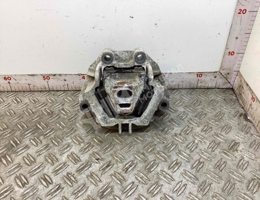 Подушка крепления двигателя Renault Midlum I 2000-2006  Renault Midlum Midlum I 2000-2006