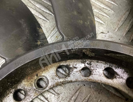 Крыльчатка вискомуфты Volkswagen Passat B5+ (3B) 2000-2005 рестайлинг  Volkswagen Passat Passat B5+ (3B) 2000-2005 рестайлинг