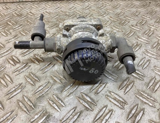 Кран ускорительный Renault Midlum I 2000-2006  Renault Midlum Midlum I 2000-2006