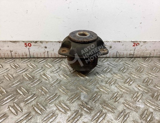 Подушка крепления двигателя Renault Midlum I 2000-2006  Renault Midlum Midlum I 2000-2006