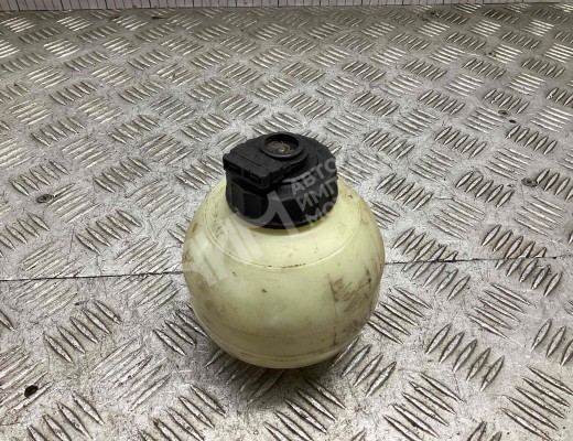 Бачок тормозной жидкости Mercedes Vario (W670) 1996-2013  Mercedes Vario Vario (W670) 1996-2013