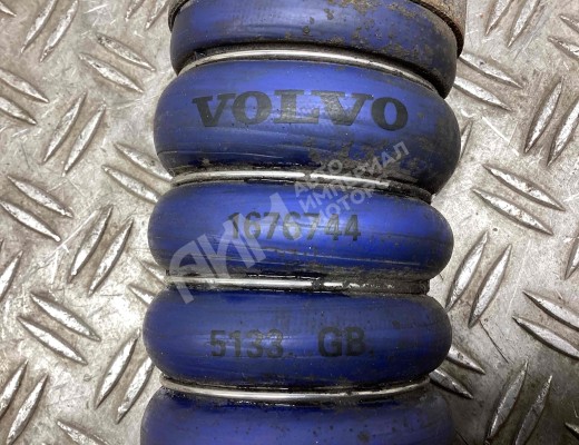 Патрубок интеркулера Volvo FLC I (1996-2000)  Volvo FLC FLC I (1996-2000)