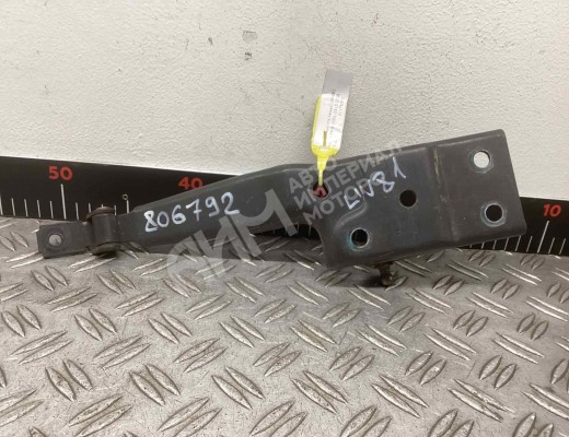 Петля капота левая Volvo FM II 2001-2013  Volvo FM FM II 2001-2013