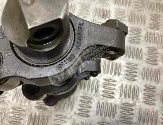 Ось коромысел Volkswagen Polo IV (9N) 2001-2005  Volkswagen Polo Polo IV (9N) 2001-2005