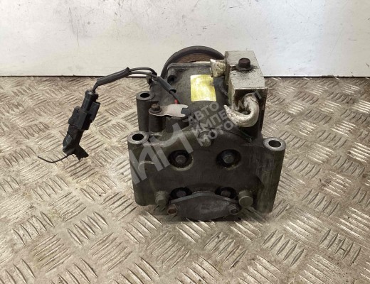 Компрессор кондиционера Ford Focus I 2001-2005 рестайлинг  Ford Focus Focus I 2001-2005 рестайлинг