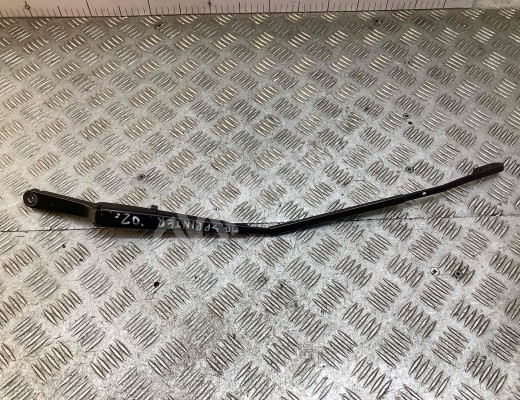 Щеткодержатель (поводок стеклоочистителя, дворник) Mercedes Sprinter I (W901-905) 1995-2006  Mercedes Sprinter Sprinter I (W901-905) 1995-2006