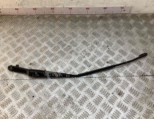 Щеткодержатель (поводок стеклоочистителя, дворник) Mercedes Sprinter I (W901-905) 1995-2006  Mercedes Sprinter Sprinter I (W901-905) 1995-2006