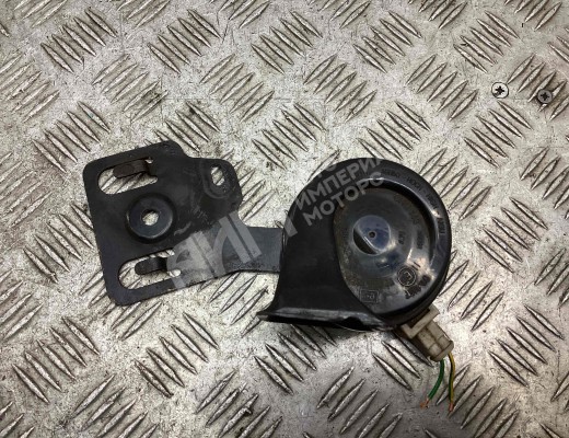 Сигнал (клаксон) Volkswagen Passat B5 (3B) 1996-2000  Volkswagen Passat Passat B5 (3B) 1996-2000