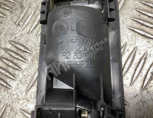 Ручка внутренняя передняя левая Volkswagen Golf IV (1J) 1997-2004  Volkswagen Golf Golf IV (1J) 1997-2004